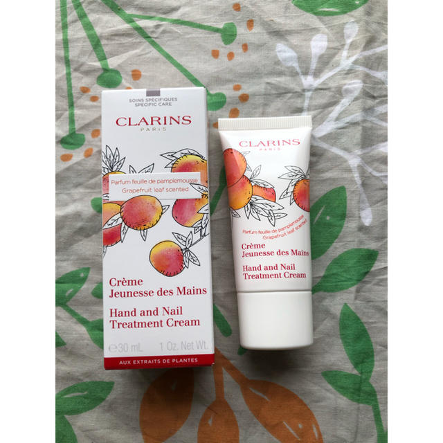 CLARINS(クラランス)のCLARINS トリートメントハンドクリーム コスメ/美容のボディケア(ハンドクリーム)の商品写真