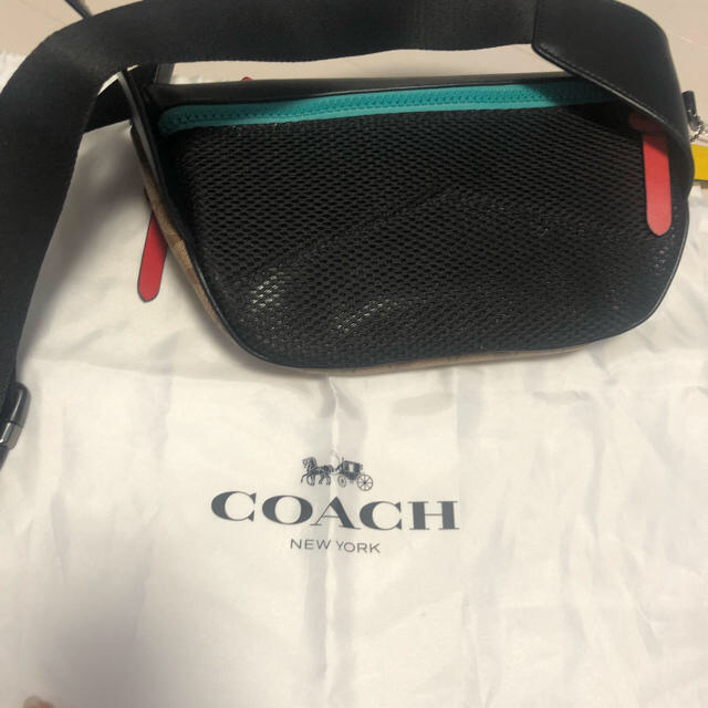 COACH(コーチ)のコーチ ウエストポーチ メンズのバッグ(ウエストポーチ)の商品写真