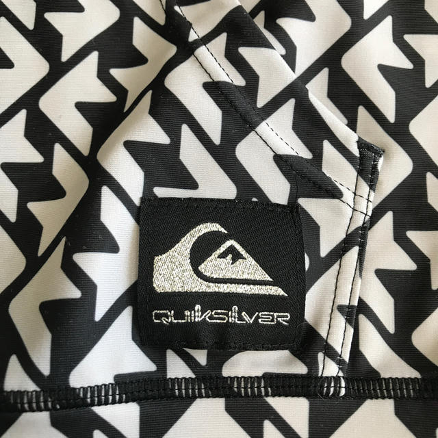 QUIKSILVER(クイックシルバー)のQuick silver クイックシルバー　ラッシュパーカー メンズの水着/浴衣(水着)の商品写真