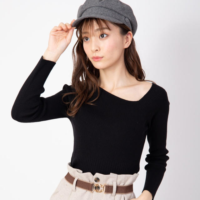 CECIL McBEE(セシルマクビー)の★【新品】CECIL McBEE アシメネックリブニット★ レディースのトップス(ニット/セーター)の商品写真