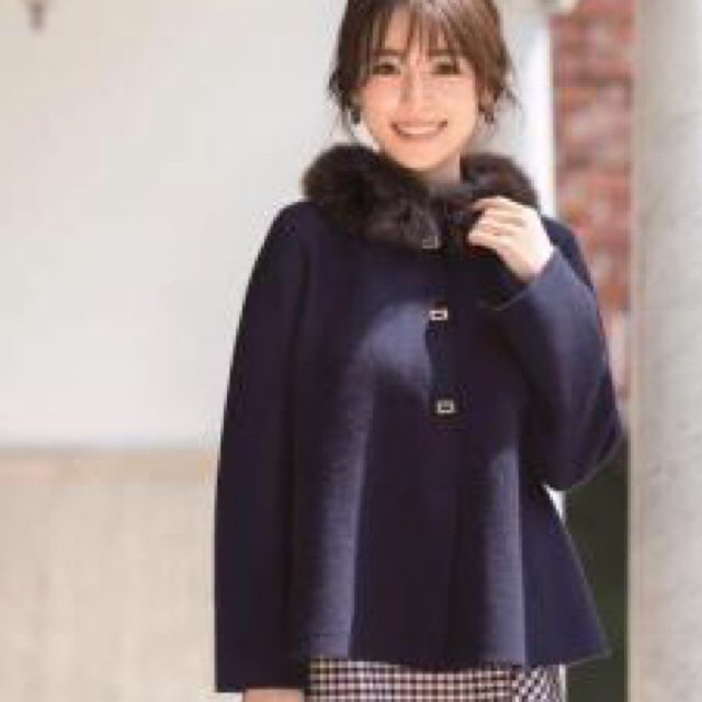新品 Apuweiser-riche ファー付きフレアケープニット - greatriverarts.com