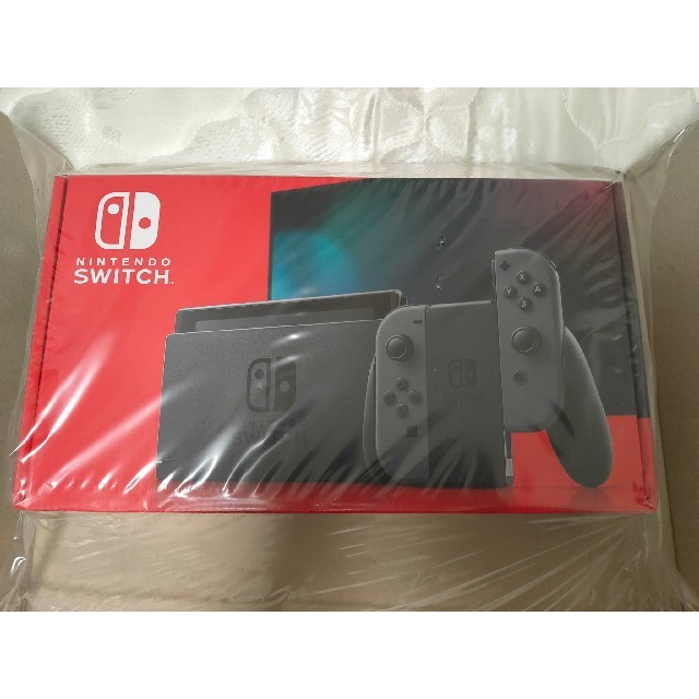 エンタメ/ホビースイッチ　本体　Switch　黒　任天堂　新品未開封