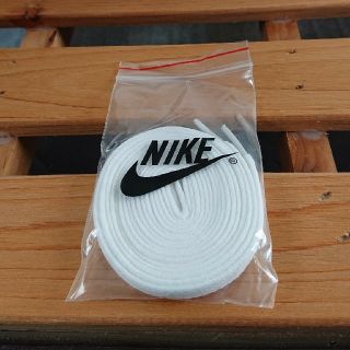 ナイキ(NIKE)の【新品】ナイキスニーカー靴ひも   (スニーカー)