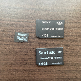 サンディスク(SanDisk)のメモリースティック🌟３枚セット(PC周辺機器)