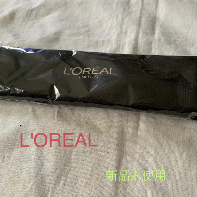 L'Oreal Paris(ロレアルパリ)のL'OREAL  Paris  の  ポーチ  新品未使用 レディースのファッション小物(ポーチ)の商品写真