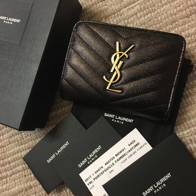 美品 saint laurent イヴサンローラン 二つ折り財布 【即納】 - www