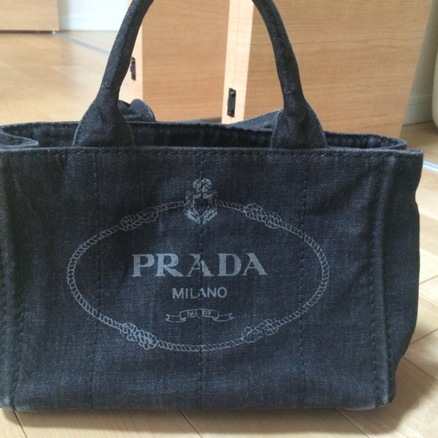 PRADA(プラダ)のannamama様 レディースのバッグ(ハンドバッグ)の商品写真