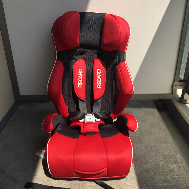 RECARO(レカロ)のレカロ ジュニアシート キッズ/ベビー/マタニティの外出/移動用品(自動車用チャイルドシート本体)の商品写真