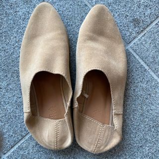 ザラ(ZARA)のザラ　バブーシュ24.5(スリッポン/モカシン)