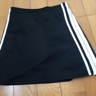 スピンズ(SPINNS)のポン様専用　　SPINNS スカート(ひざ丈スカート)