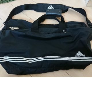 アディダス(adidas)のadidasバック(トラベルバッグ/スーツケース)