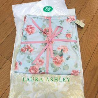 ローラアシュレイ(LAURA ASHLEY)のエプロン(収納/キッチン雑貨)