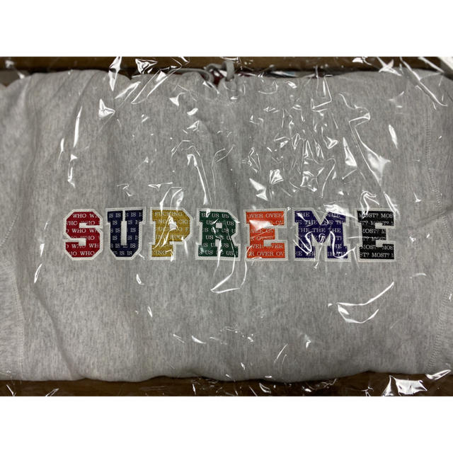 川口春奈着用 Supreme The Most Hooded