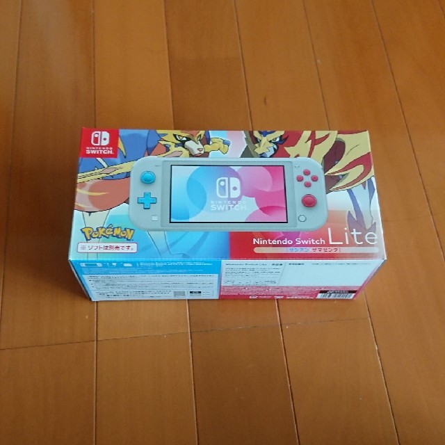 新品　任天堂スイッチ　ライト　本体　ザシアンザマゼンタ　switch