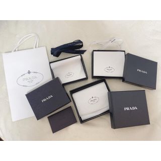 プラダ(PRADA)のPRADA 箱　ケース(ショップ袋)