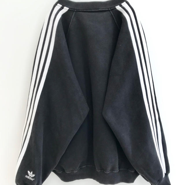 adidas(アディダス)のadidas 90s スウェット トレフォイルロゴ ビックシルエット  メンズのトップス(スウェット)の商品写真