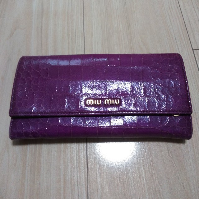miumiu(ミュウミュウ)のみさママ様専用　MIUMIU　長財布 メンズのファッション小物(長財布)の商品写真