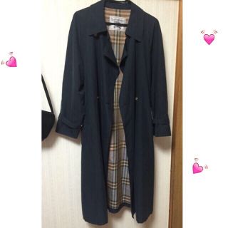 バーバリー(BURBERRY)のBurberry トレンチコート(トレンチコート)