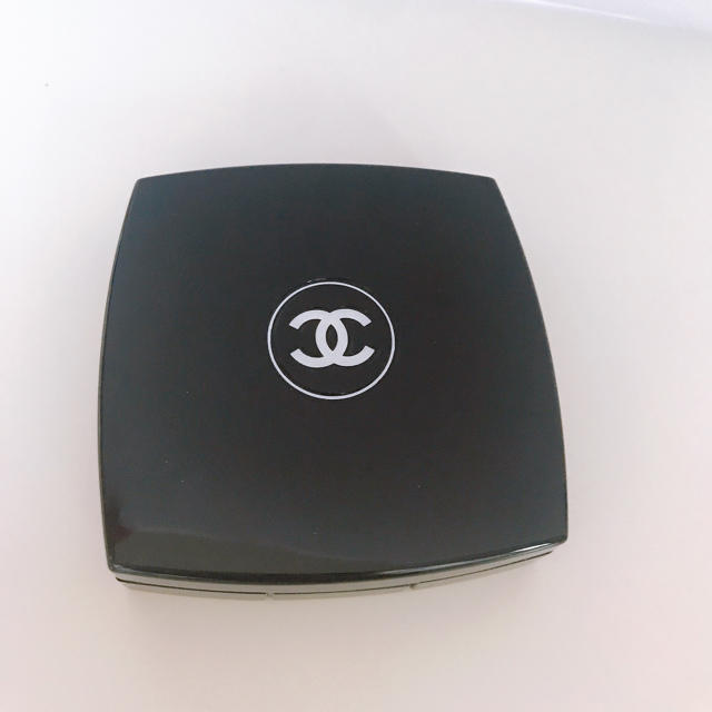 CHANEL(シャネル)の シャネル アイブロウパウダー  LE SOURCIL DE CHANEL コスメ/美容のベースメイク/化粧品(パウダーアイブロウ)の商品写真