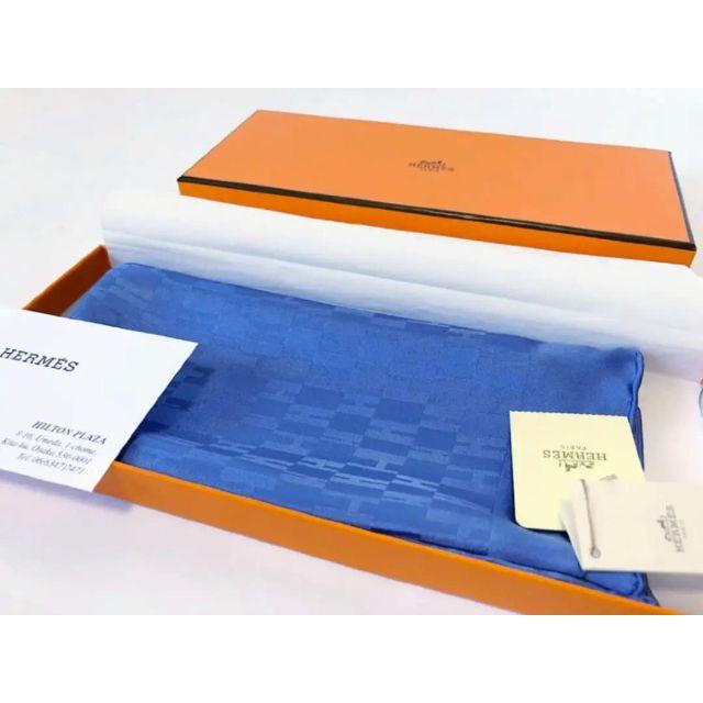 HERMES エルメス　シルク　未使用　箱、タグ、証明書付　送料無料