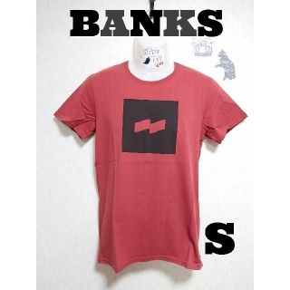 ロンハーマン(Ron Herman)の【S】BANKS FLAG LOGO TEE  半袖Tシャツ（レッド）(Tシャツ/カットソー(半袖/袖なし))