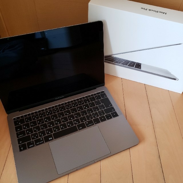 Apple(アップル)の新品交換済 MacBook Pro 13インチ スマホ/家電/カメラのPC/タブレット(ノートPC)の商品写真