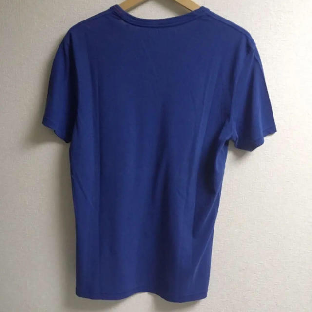 GUESS(ゲス)の定価5292円 新品 GUESS ゲス メンズ Tシャツ Vネック 正規品 メンズのトップス(Tシャツ/カットソー(半袖/袖なし))の商品写真