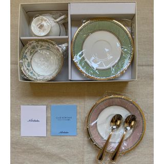 ノリタケ(Noritake)のノリタケ　ヨシノ　ティー・コーヒーペアカップ•マーキスティースプーン(グラス/カップ)