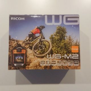 リコー(RICOH)のRICOH 防水アクションカメラ WG-M2 オレンジ (コンパクトデジタルカメラ)