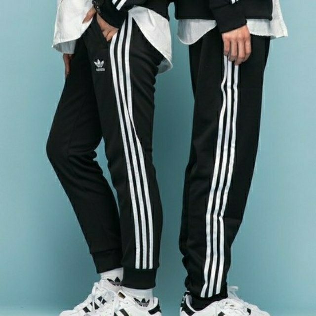 adidas(アディダス)の【アディダス公式】adidas Originals ジョガー トラック パンツ メンズのパンツ(その他)の商品写真