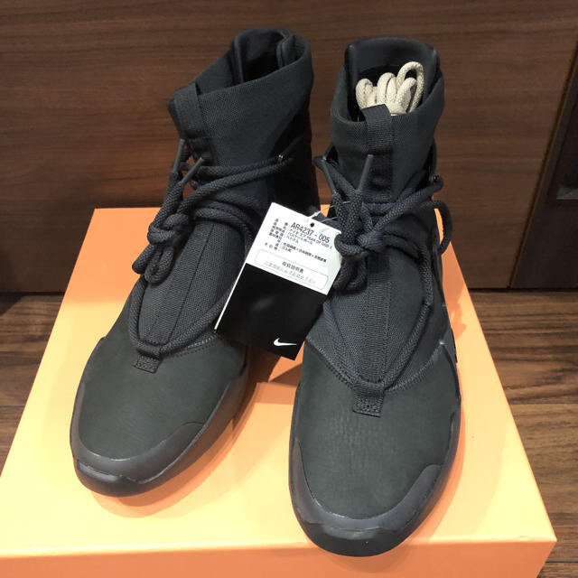 FEAR OF GOD(フィアオブゴッド)のNIKE AIR FEAR OF GOD1 エアフィアオブゴッド1 メンズの靴/シューズ(スニーカー)の商品写真