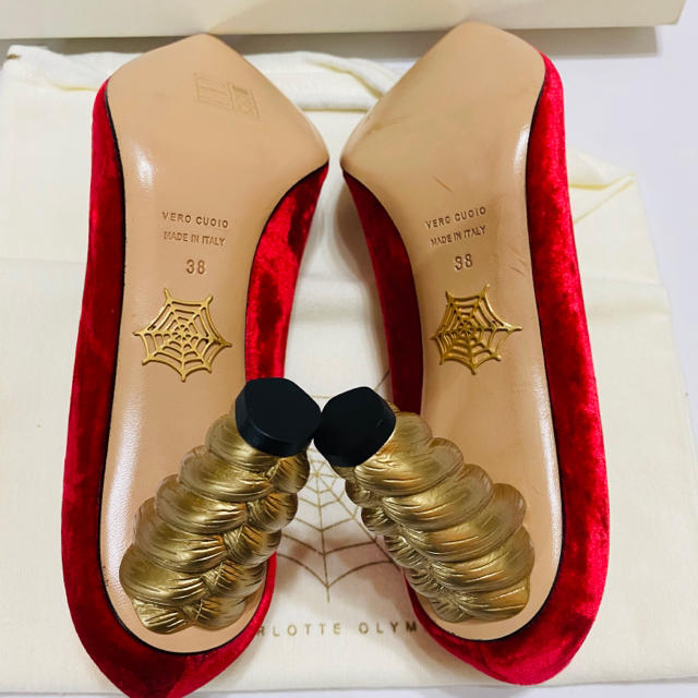 【新品】シャーロットオリンピア パンプス 38 靴 イタリア製 ベルベット