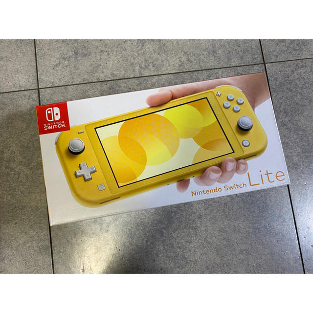 Nintendo Switch Lite イエロー