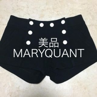 マリークワント(MARY QUANT)の美品　マリークワント　ボタンショートパンツ(ショートパンツ)