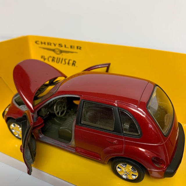 Chrysler(クライスラー)のクライスラー　TP クルーザー　レッド エンタメ/ホビーのおもちゃ/ぬいぐるみ(ミニカー)の商品写真