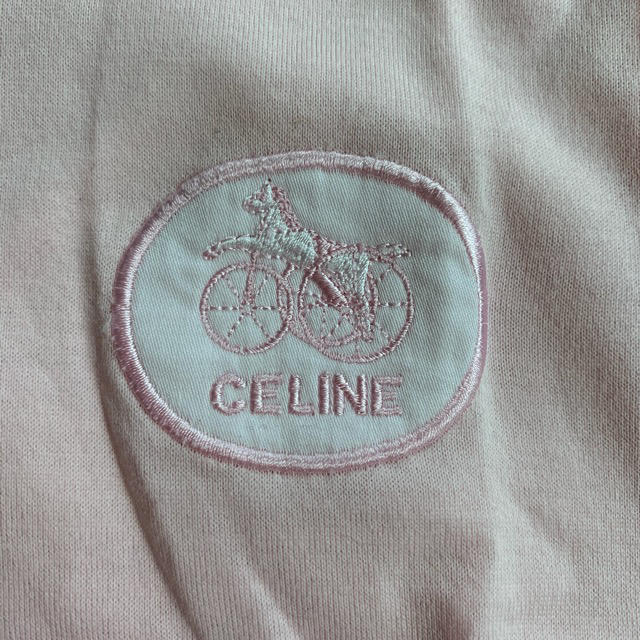 celine(セリーヌ)の【未使用品】CELINE フード付きスナップボタンパーカー キッズ/ベビー/マタニティのキッズ服女の子用(90cm~)(ジャケット/上着)の商品写真