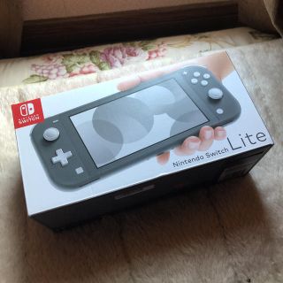 Nintendo Switch - 新品 Switch lite ブラックの通販｜ラクマ