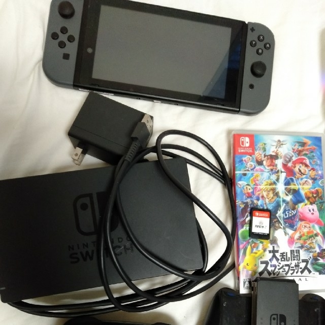 エンタメ/ホビーswitch 美品　ソフト2つ付き　リモコン追加