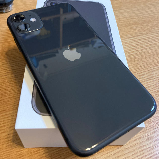 iPhone11 Black 128GB SIMフリーiPhone11色