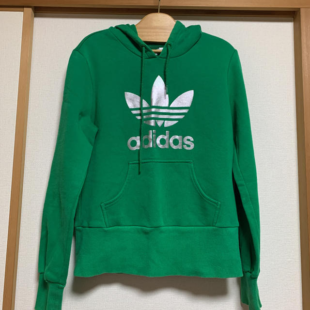 adidas(アディダス)のアディダス★パーカー レディースのトップス(パーカー)の商品写真