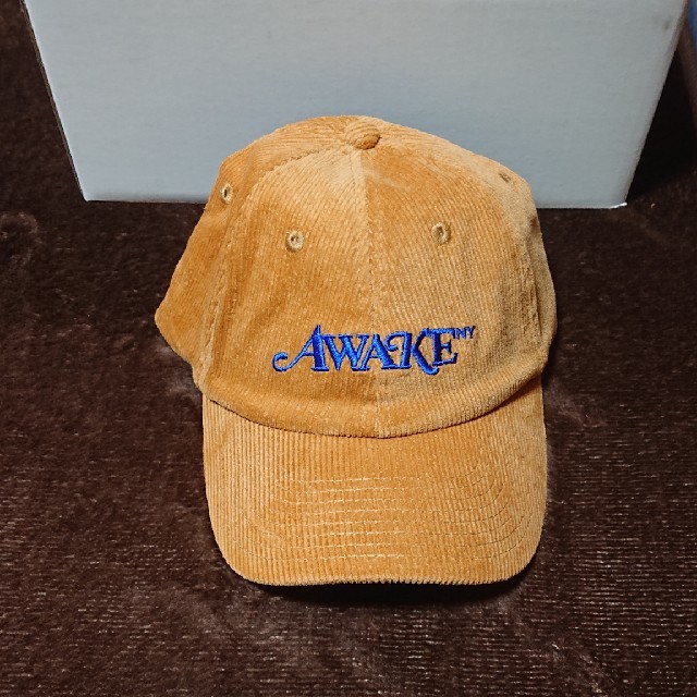 Supreme(シュプリーム)のCorduroy Classic Logo Dad Hat メンズの帽子(キャップ)の商品写真