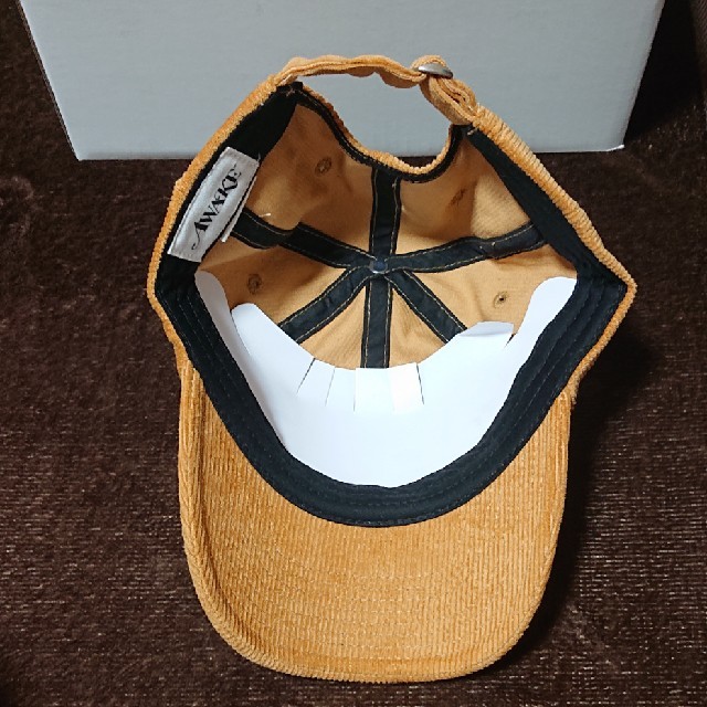 Supreme(シュプリーム)のCorduroy Classic Logo Dad Hat メンズの帽子(キャップ)の商品写真