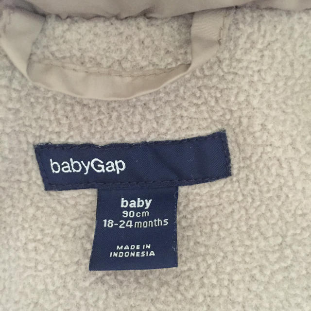 babyGAP(ベビーギャップ)の期間限定値下！【90】コート キッズ/ベビー/マタニティのキッズ服女の子用(90cm~)(コート)の商品写真
