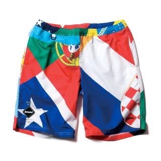 エフシーアールビー(F.C.R.B.)の40％オフ！FCRB マルチS FLAG PATTERN SHORTS(ショートパンツ)