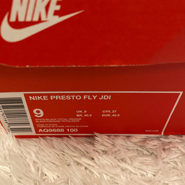 NIKE(ナイキ)のNIKE PRESTO FLY JDI 27 メンズの靴/シューズ(スニーカー)の商品写真