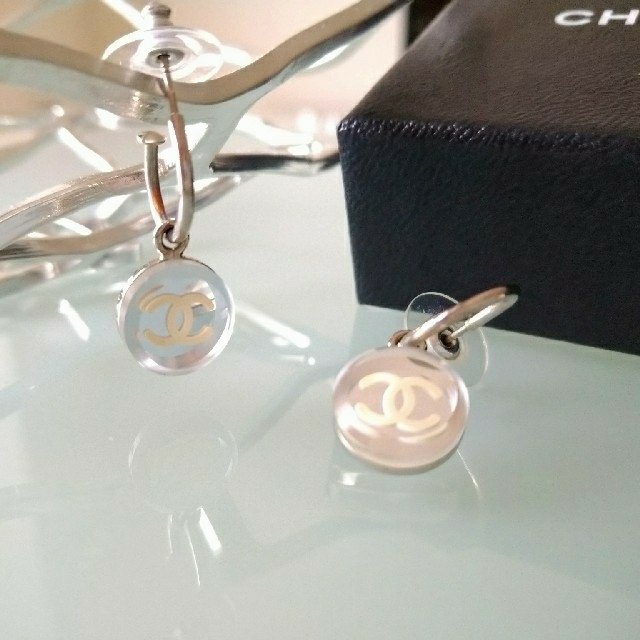 シャネル ハーフフープピアス ピアス
