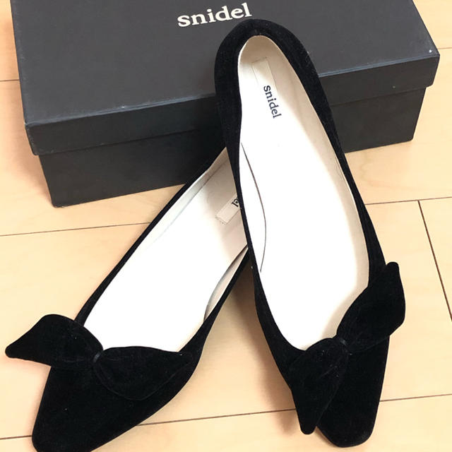 SNIDEL(スナイデル)のsnidel リボンフラットシューズ レディースの靴/シューズ(ハイヒール/パンプス)の商品写真