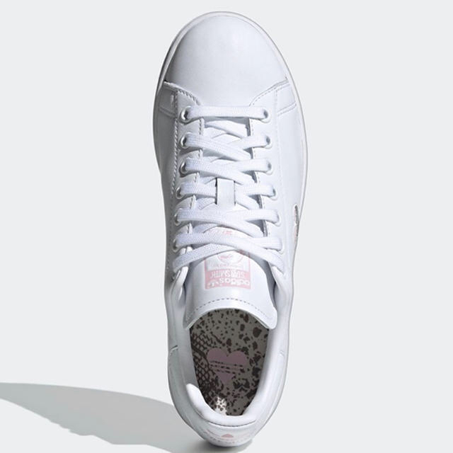 adidas(アディダス)の新品アディダス adidasスタンスミスピンクハート23㎝スニーカーFX0059 レディースの靴/シューズ(スニーカー)の商品写真