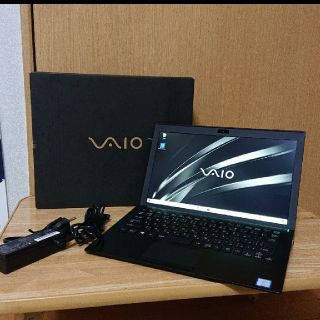 ソニー(SONY)の美品 高年式小型モバイル！VAIO S11！ノートパソコン i5 office(ノートPC)