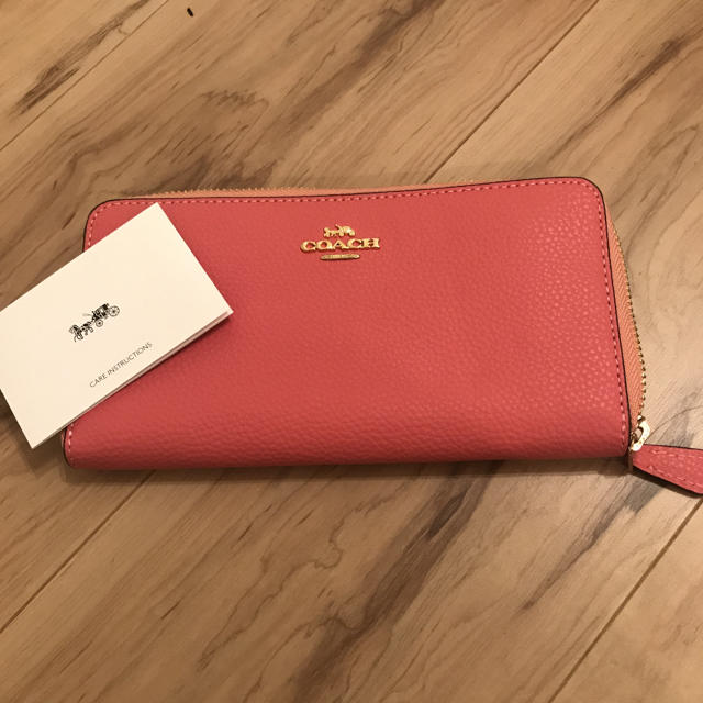 COACH - お値下げ！新品 コーチ長財布の通販 by mari's shop｜コーチならラクマ